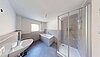 Neues Badezimmer mit Dusche + Badewanne  EG